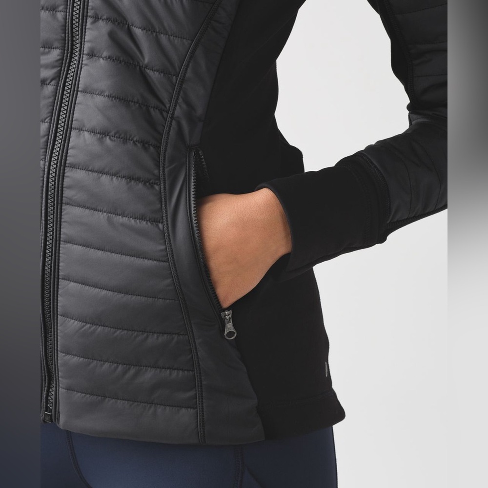 Lululemon First Mile Jacket - Picture 6 of 15